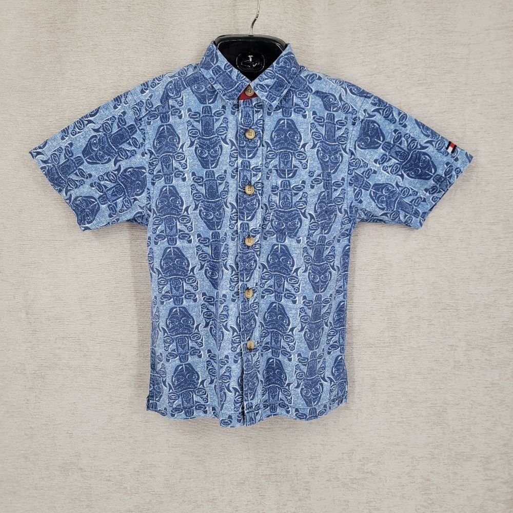 Tommy Hilfiger Light Blue Short-Sleeve Button Up Shirt with Navy Tiki Pattern
